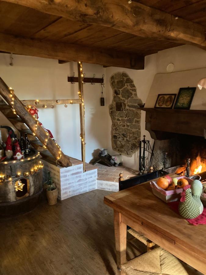 Vila La Casina Del Prete Caprese Michelangelo Exteriér fotografie